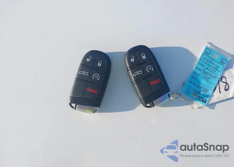 2014 Chrysler 300 300S из США, поврежденный, VIN 2C3CCABG8EH307069